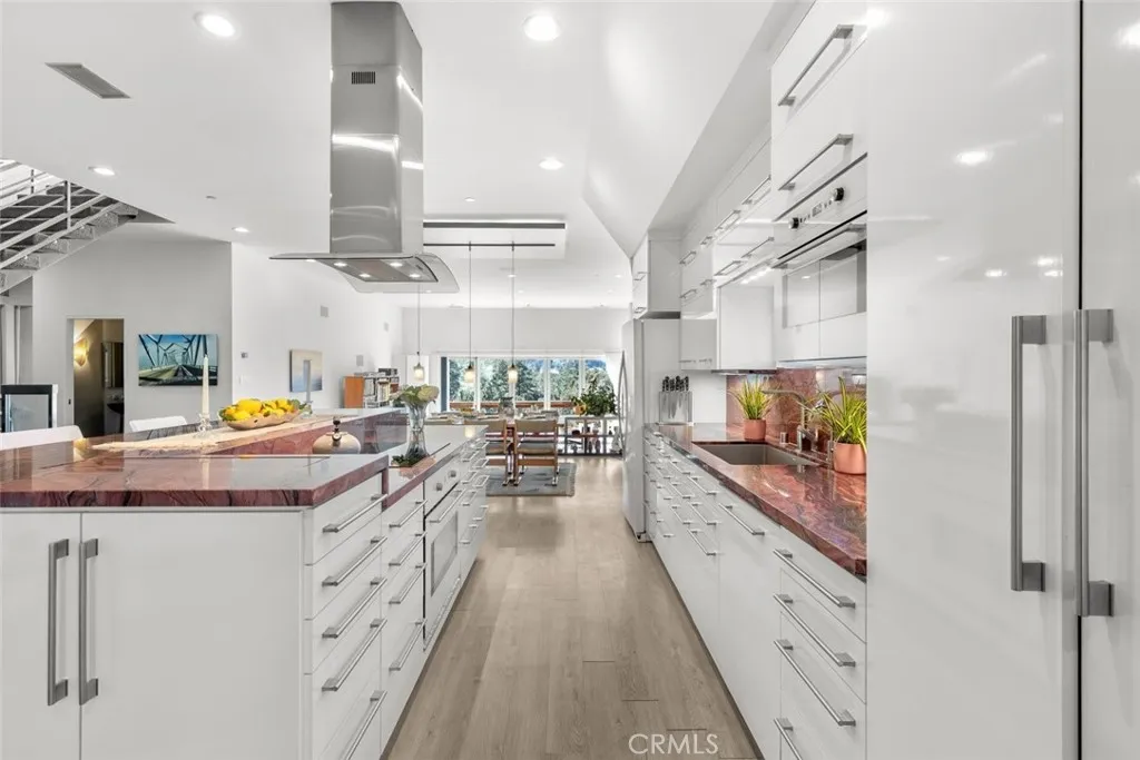 5482 Easter Drive, Wrightwood, California 92397 home-pic-7